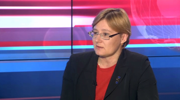 Наталья Акиндинова: Проблема экономического развития России в том, что люди с более высоким потенциалом уезжают жить за границу | Программы | ОТР - Общественное Телевидение России