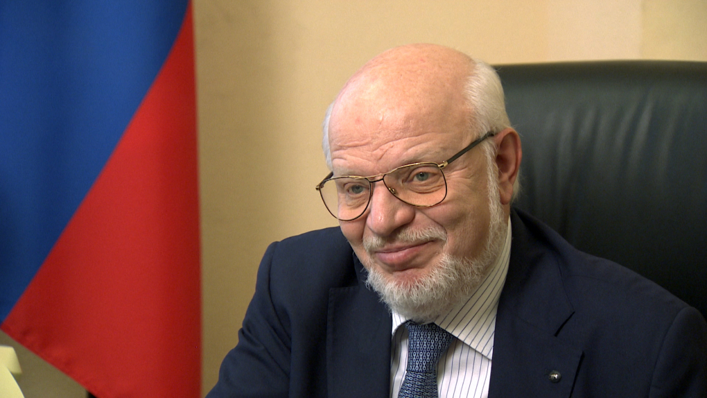 Михаил Федотов: Если внимательно прочитать КоАП РФ, складывается впечатление, что у нас похоронная процессия – это тоже демонстрация | Кино | ОТР - Общественное Телевидение России