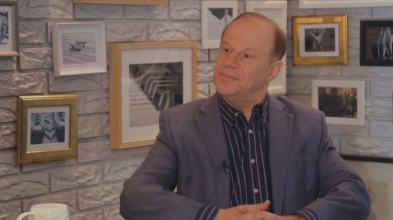 Авангард Леонтьев: Ты ищешь в студенте то, чем он может нравиться зрителю - это очень интересно! | Программы | ОТР - Общественное Телевидение России