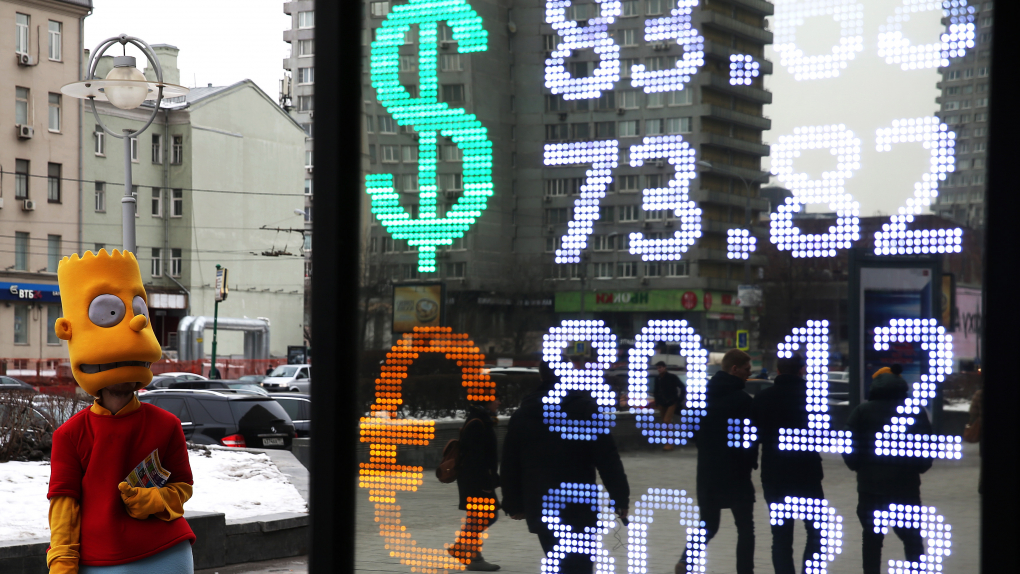 Ждет ли нас реформа ОСАГО? Существует ли сегодня проблема обвеса покупателей? Как выжить в кризис? | Программы | ОТР - Общественное Телевидение России
