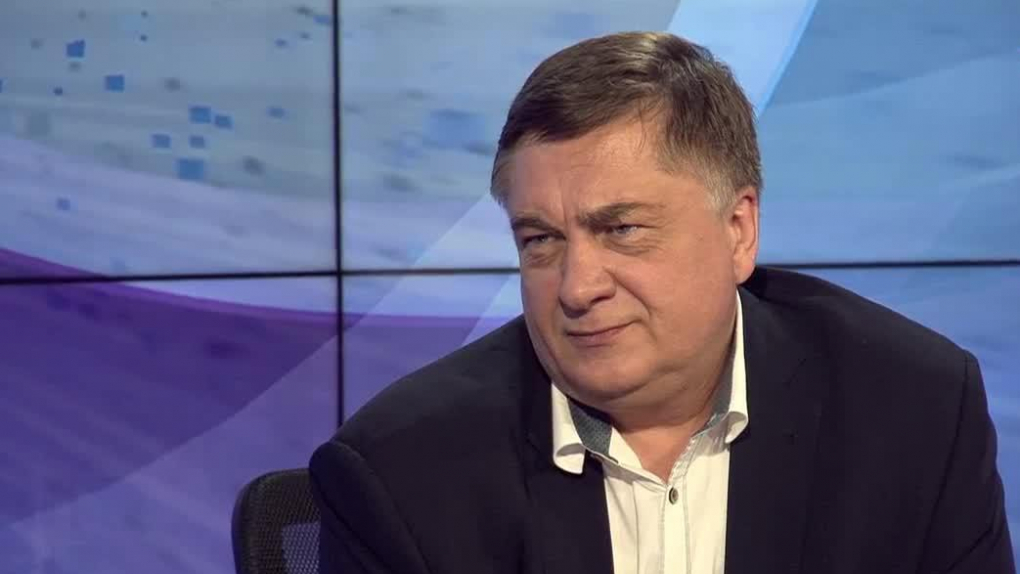 Андрей Туманов: Почему Россельхознадзор начал проверять землю на пестициды только сейчас, когда ее обрабатывают китайцы? | Программы | ОТР - Общественное Телевидение России