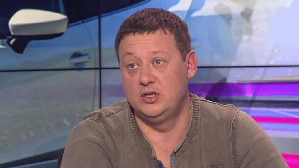 Андрей Осипов: Средний возраст машин в стране продолжает увеличиваться, а продажи новых автомобилей снижаются пятый год подряд | Программы | ОТР - Общественное Телевидение России