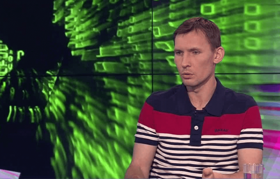 Владимир Ульянов: Поддерживать киберпреступников рублем, долларом или биткоином - не лучшая идея. Эти деньги уйдут в никуда | Программы | ОТР - Общественное Телевидение России