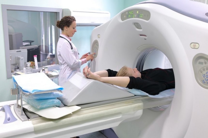 Конец бесплатной медицины? Новая антитабачная концепция. Бизнес на Дальнем Востоке. Как мамы зарабатывают в декрете | Программы | ОТР - Общественное Телевидение России