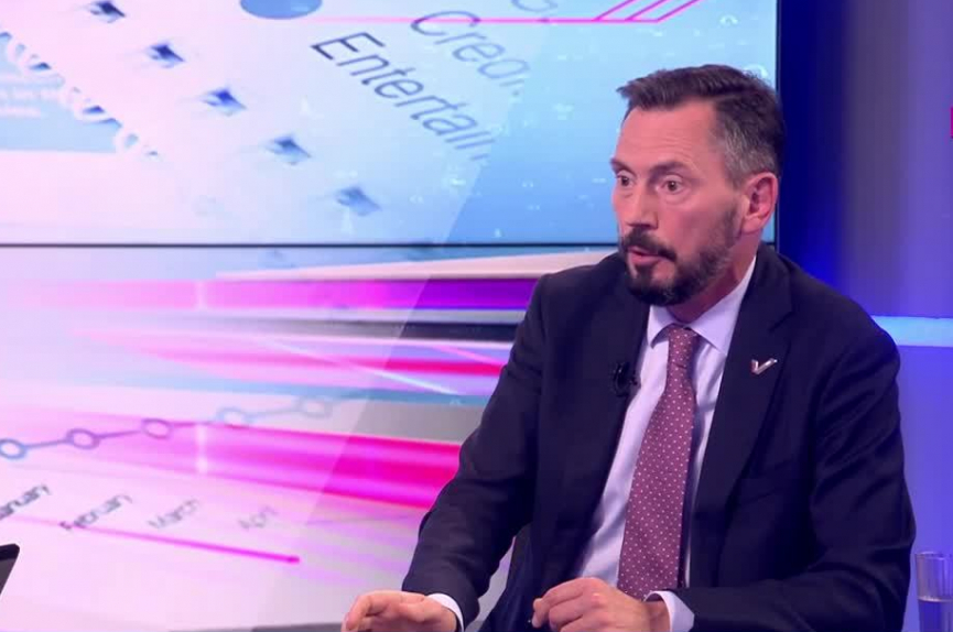 Виктор Климов: Если вам навязали товары или услуги в кредит, но вы успели одуматься, моментально обращайтесь в банк, чтобы отказаться от заёма | Кино | ОТР - Общественное Телевидение России