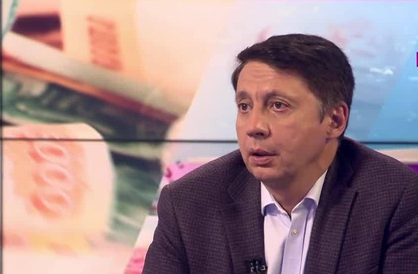 Александр Сафонов: Наличие разных ставок для одной должности невозможно. Разница возможно в премиальных | Программы | ОТР - Общественное Телевидение России
