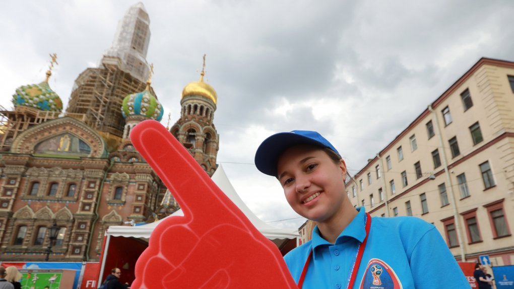 Быть волонтером. Ветхое жилье в регионах. Итоги Нобелевской недели. Строительство кранов. Роуминг | Программы | ОТР - Общественное Телевидение России
