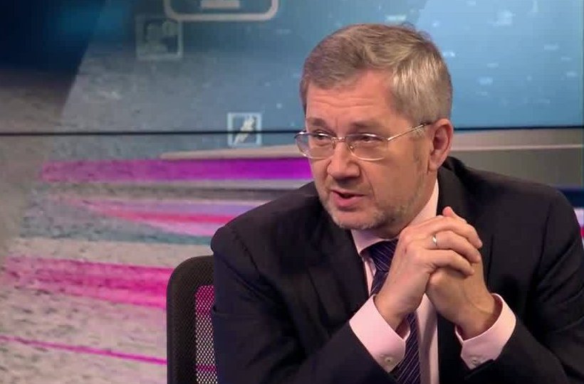 Константин Корищенко: Я двумя руками поддерживаю прогрессивное налогообложение в госструктурах, потому что это затронуло бы высокооплачиваемые должности в государственном аппарате | Кино | ОТР - Общественное Телевидение России