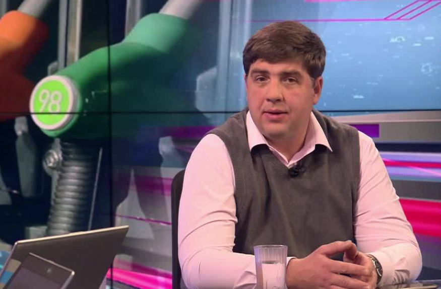 Михаил Перельман: Практика лета-2018 показала, что цены на бензин можно сдерживать, если правительство ставит такую задачу | Программы | ОТР - Общественное Телевидение России