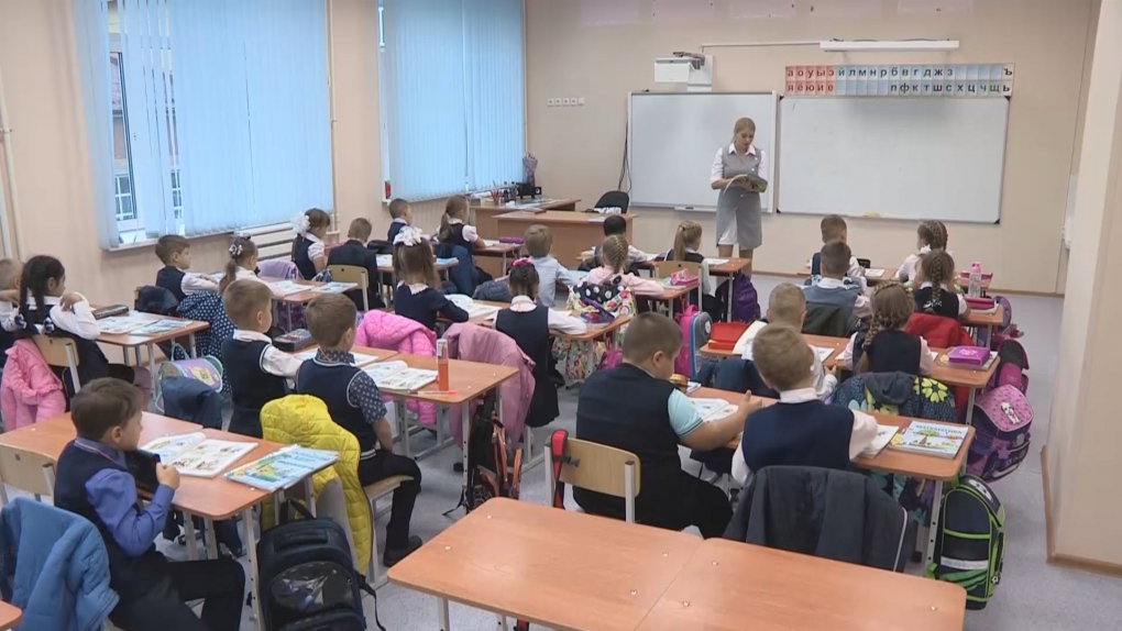 За одной партой | Программы | ОТР - Общественное Телевидение России