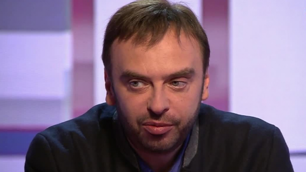 Дмитрий Бертман: Эпатаж и свобода – разные вещи. Я считаю, что должен держать ответ перед партитурой и зрителем, а не задумываться, как сделать более модно | Программы | ОТР - Общественное Телевидение России