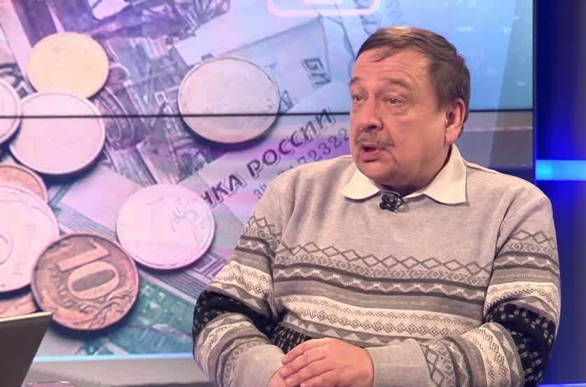 Сергей Смирнов: Заморозка пенсий - это дежурное решение. Правительство продолжает «рубить хвост по частям» | Программы | ОТР - Общественное Телевидение России