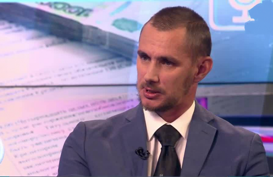 Владимир Колмаков: Можно снизить процентную ставку хоть до нуля. Платежи по ипотеке все равно будут больше половины средней зарплаты | Программы | ОТР - Общественное Телевидение России