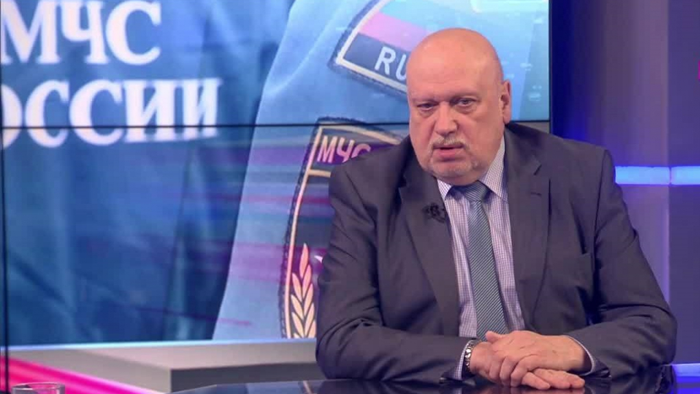 Александр Михайлов: Вся эта реформаторская чесотка в силовых ведомствах связана и с нехваткой средств, и с желанием сэкономить за счет людей, работающих на земле | Программы | ОТР - Общественное Телевидение России
