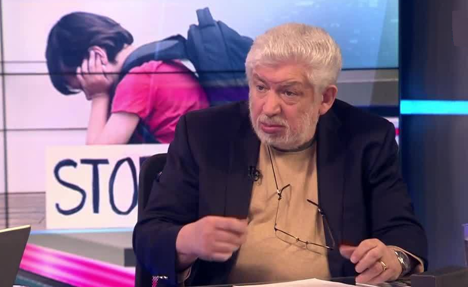 Владимир Собкин: В основе коллективной травли лежит конформизм и нежелание отвечать за себя | Программы | ОТР - Общественное Телевидение России