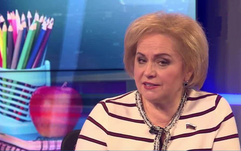 Любовь Духанина: Мы больше 25 лет не строили школы | Программы | ОТР - Общественное Телевидение России