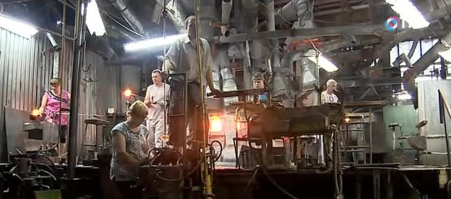 Дятьковский хрустальный завод в Брянской области запускает новый бренд | Новости | ОТР