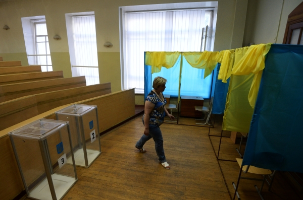 На Украине начались президентские выборы | Новости | ОТР