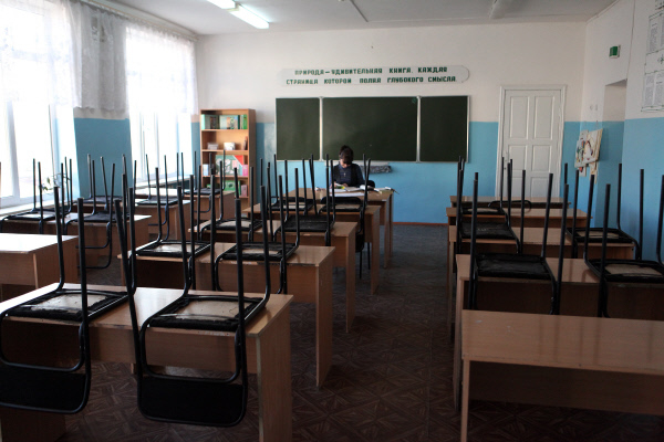 В ХМАО из-за морозов отменены занятия в школах | Новости | ОТР