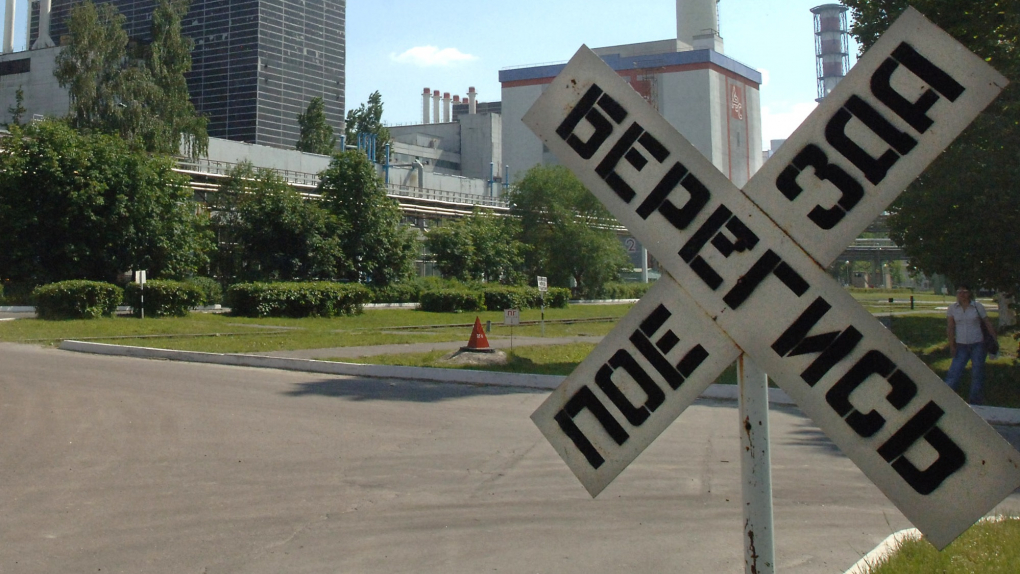 Четверо людей погибли под колесами поезда Москва - Харьков в Курской области | Новости | ОТР