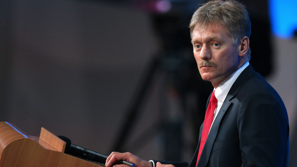 Песков назвал финансово безграмотными россиян, взявших валютные кредиты | Новости | ОТР - Общественное Телевидение России