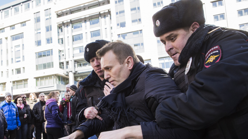 Алексей Навальный пробудет в отделении до понедельника | Новости | ОТР
