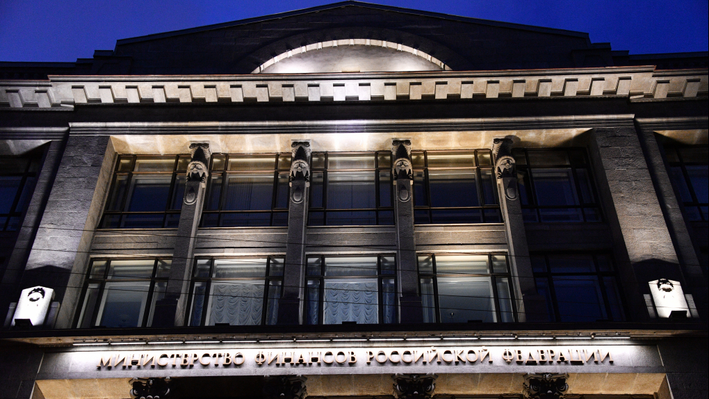 В первый день продаж россияне купили облигации федерального займа на 700 млн рублей | Новости | ОТР