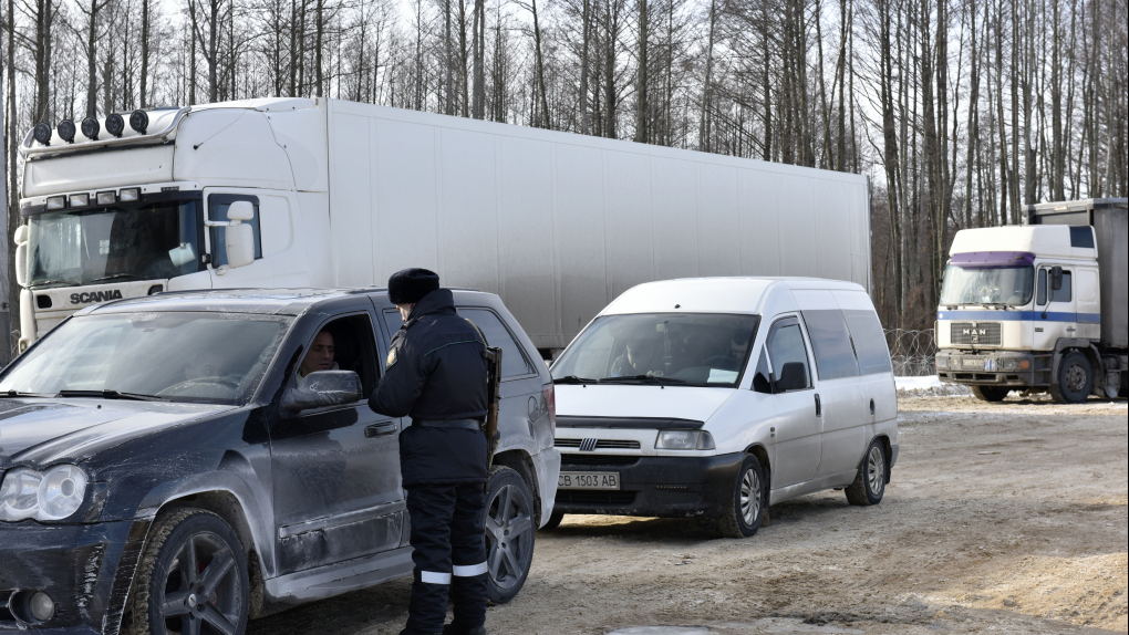 Житель Брянска получил 11 лет колонии за попытку контрабанды гашиша | Новости | ОТР