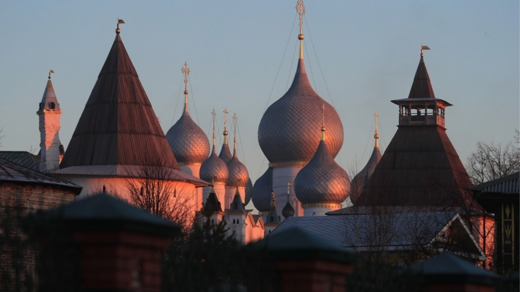 В Ростовском Кремле обнаружены поддельные картины авангардистов | Новости | ОТР