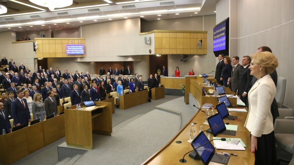 Депутаты предложили урезать себе зарплаты до 35 тысяч рублей | Новости | ОТР