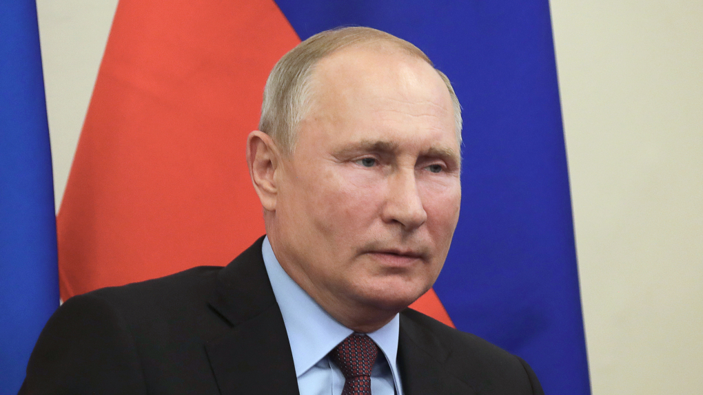 Владимир Путин отреагировал на сообщения об оскорблении чиновницей жителей Тулуна | Новости | ОТР
