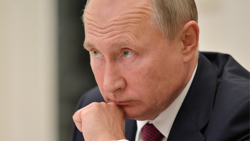 Путин дал наставление не забрасывать отрасли экономики деньгами | Новости | ОТР