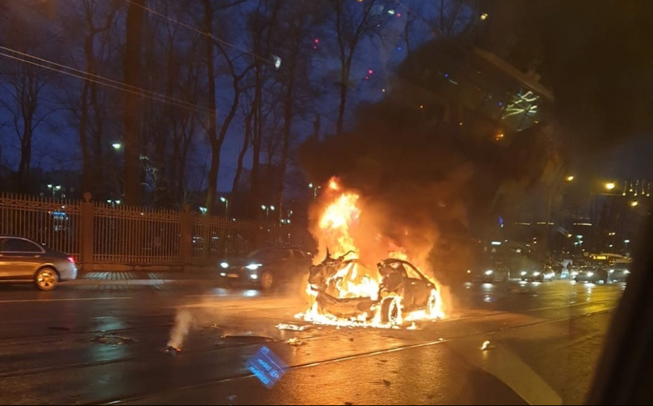 В Санкт-Петербурге взорвался автомобиль | Новости | ОТР