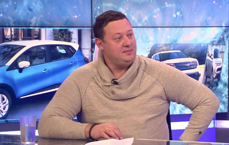 Олег Осипов: В январе еще можно будет купить автомобиль по цене 2018 года, потом их стоимость вырастет | Программы | ОТР - Общественное Телевидение России