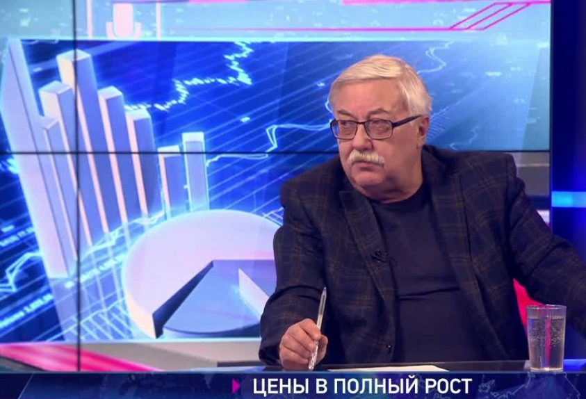 Георгий Остапкович: Торговля будет отбивать рентабельность на премиум-продуктах. А по основным – хлебу, гречке, молоку – галопирующего роста цен, думаю, не будет | Программы | ОТР - Общественное Телевидение России