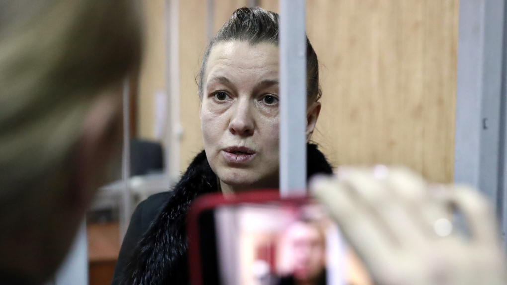 Дети в квартирах без присмотра. Ранняя старость россиян. Реальные цифры: сколько зарабатывает молодежь? Ответственность за некачественные продукты. Автомобили | Программы | ОТР - Общественное Телевидение России Избрание меры пресечения в отношении матери брошенной девочки И. Гаращенко в Москве