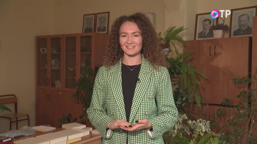 Марина Цветаева «Вчера ещё в глаза глядел…». Читает Полина Мачулина ...